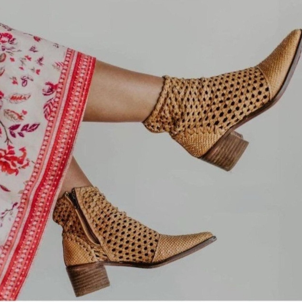 Free People In The Loop Woven Brown Leather Ankle Boots 36
